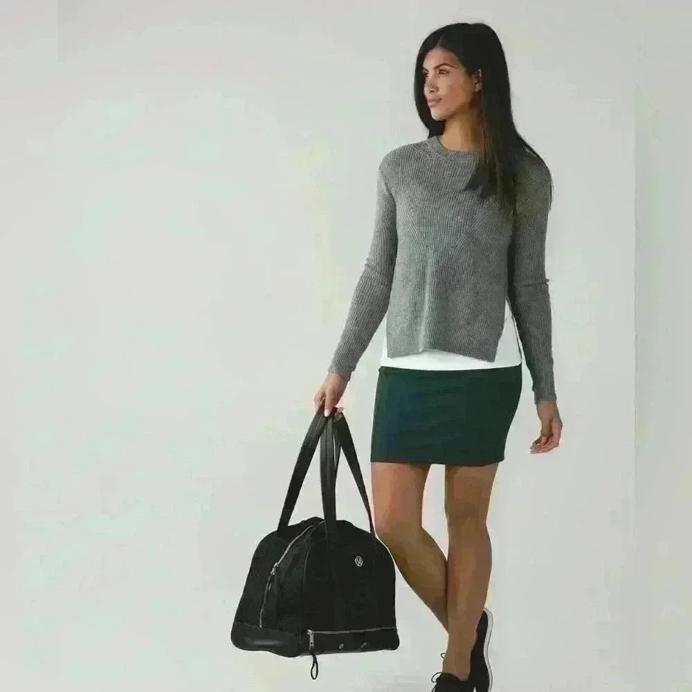 Lululemon &go Cityfarer Skirt- Dark Fuel- size 4 in very good condition
